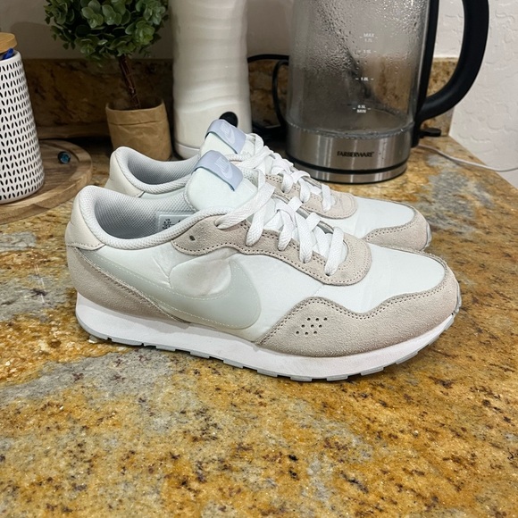 Nike Other - Nike MD Valiant size 6.5